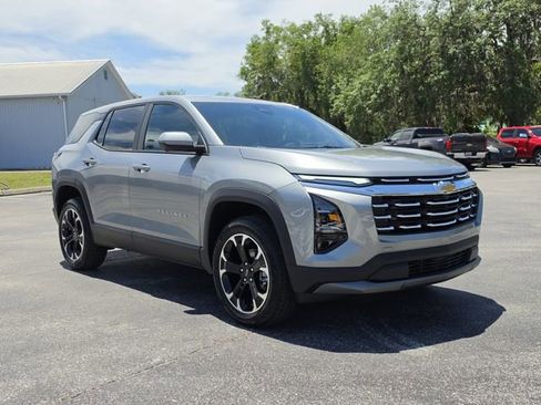 New 2026 Chevrolet Equinox LT w/ Convenience Package II FWD image 7