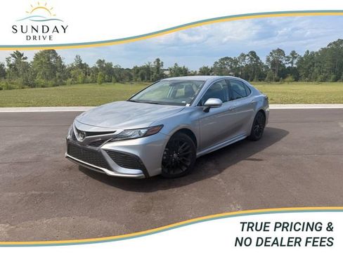 Used 2024 Toyota Camry XSE FWD image 1