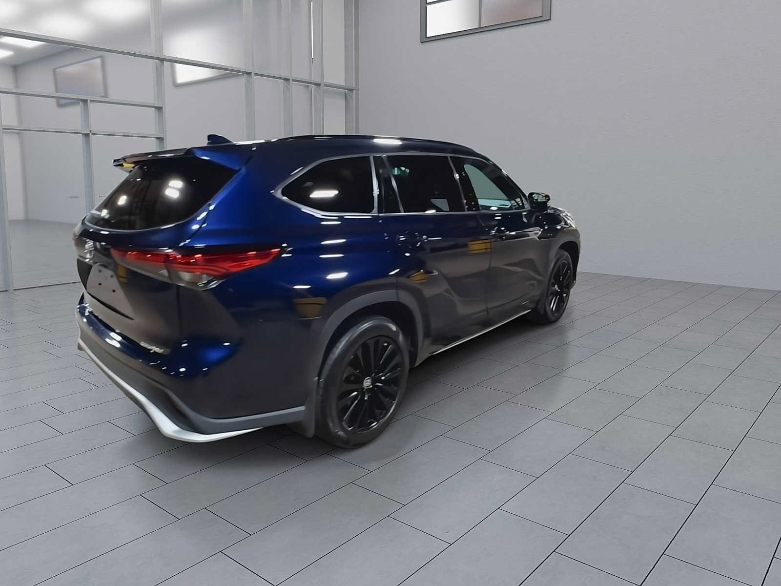Used 2023 Toyota Highlander XSE AWD/4WD image 8