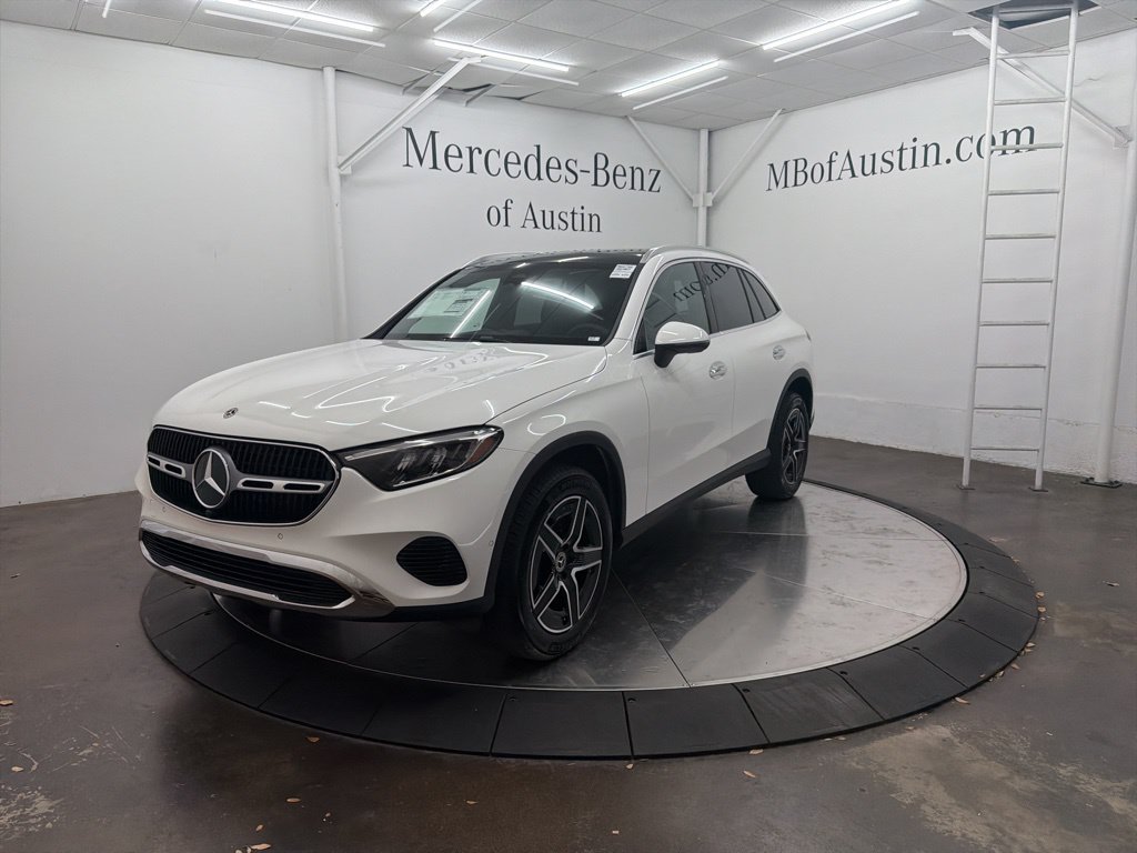 Used 2026 Mercedes-Benz GLC 300 4MATIC image 3