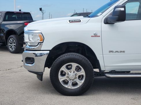 Used 2024 RAM 2500 Big Horn AWD/4WD image 9