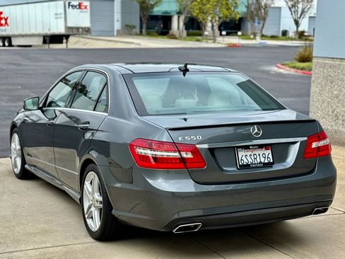 Used 2011 Mercedes-Benz E 550 Sedan image 14
