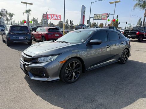 Used 2019 Honda Civic Sport image 3