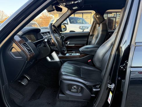 Used 2017 Land Rover Range Rover Supercharged image 9