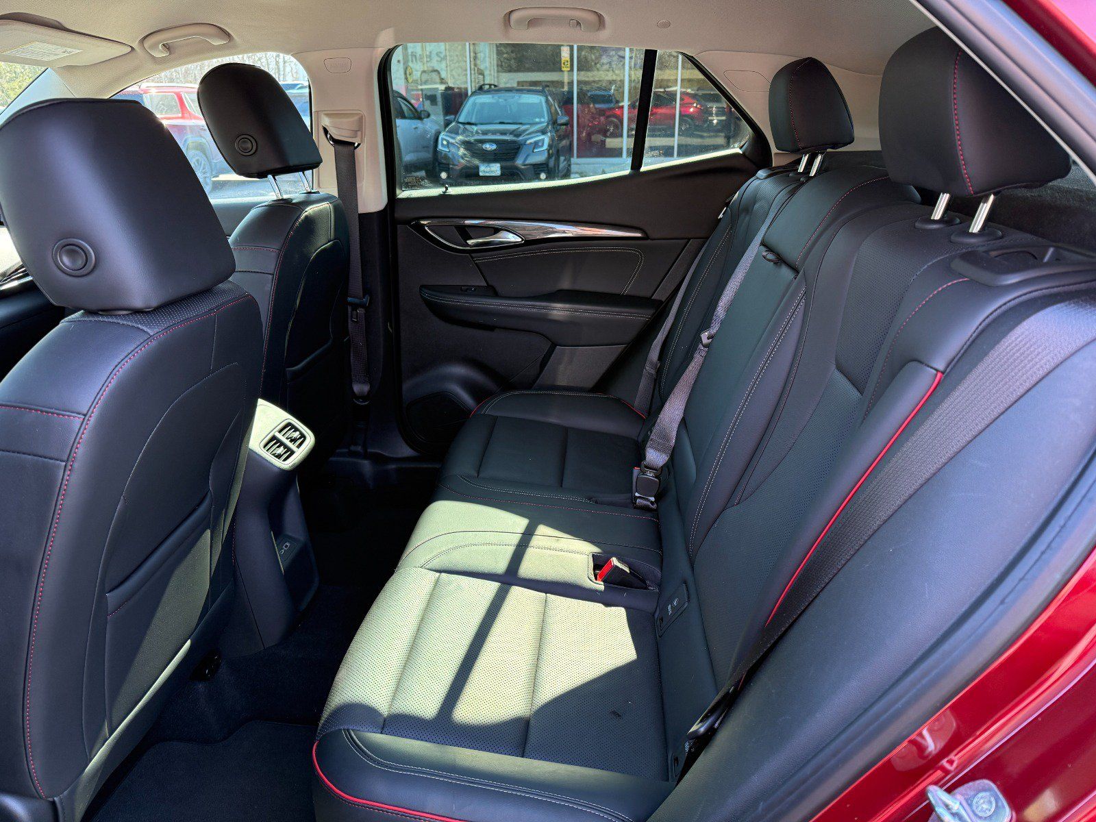 Certified 2022 Buick Envision Essence w/ Technology Package II FWD image 16