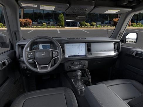 New 2025 Ford Bronco Badlands image 9