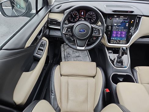 Used 2020 Subaru Outback Limited image 11