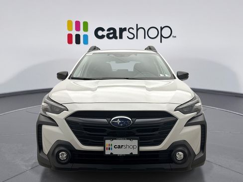 Used 2025 Subaru Outback Premium AWD/4WD image 8