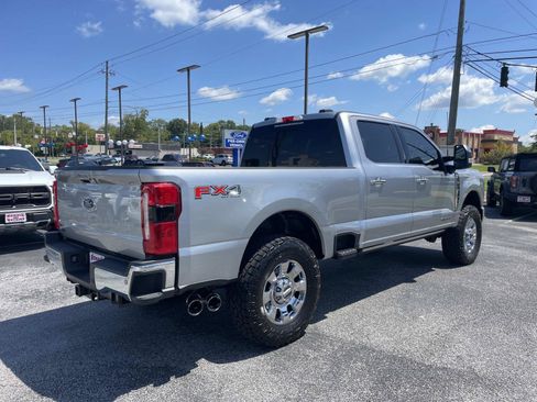 Used 2024 Ford F250 Lariat w/ Lariat Ultimate Package AWD/4WD image 4
