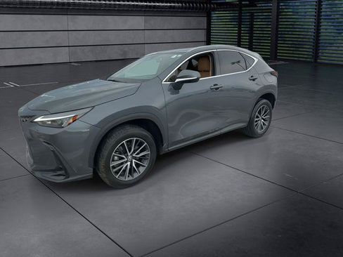 Certified 2024 Lexus NX 250 FWD image 4