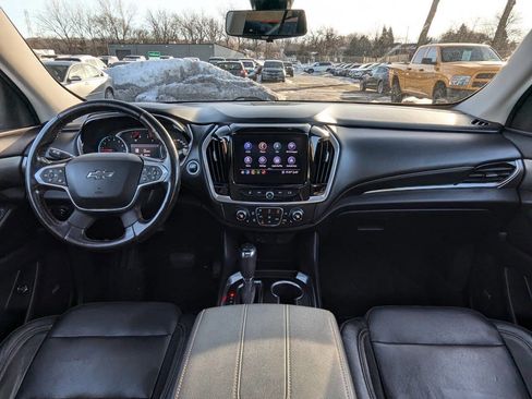 Used 2020 Chevrolet Traverse RS image 19