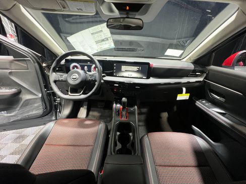 New 2026 Nissan Kicks SR w/ SR Premium Package AWD/4WD image 20