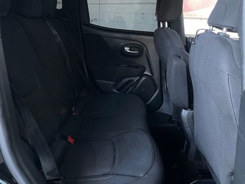 Used 2020 Jeep Renegade Sport image 16