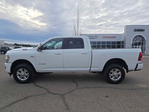 Used 2024 RAM 2500 Laramie image 2