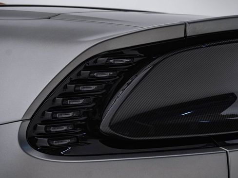 Used 2026 Aston Martin Vanquish Convertible RWD image 15