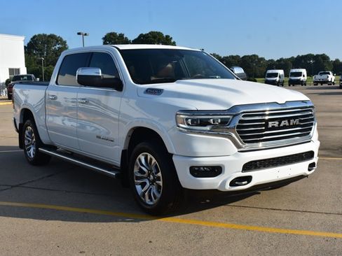 Used 2022 RAM 1500 Limited w/ Trailer Tow Group AWD/4WD image 3