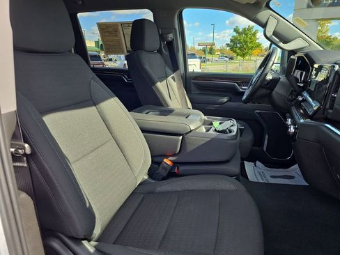 Certified 2024 GMC Sierra 2500 SLE w/ SLE Value Package; image 30