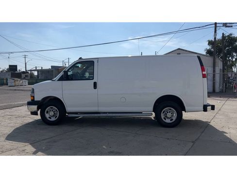 Used 2024 Chevrolet Express 2500 w/ Driver Convenience Package image 8