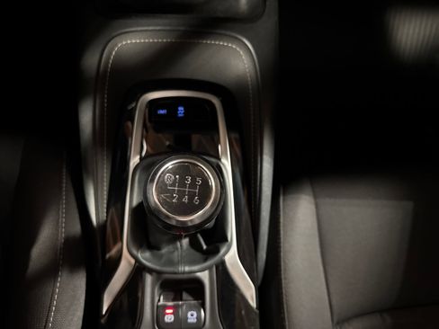 Used 2020 Toyota Corolla SE FWD image 24