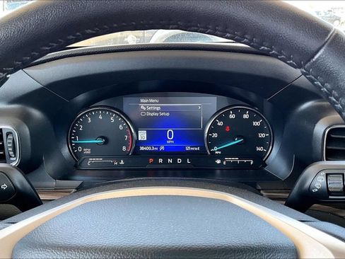 Used 2022 Ford Explorer Limited w/ Equipment Group 301A AWD/4WD image 13