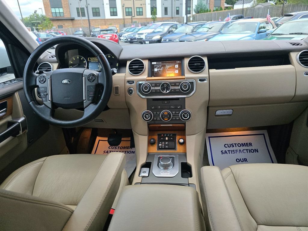 Used 2016 Land Rover LR4 HSE LUX AWD/4WD image 21