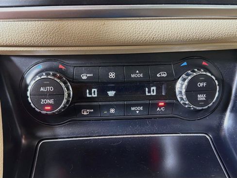Used 2018 Mercedes-Benz GLA 250 4MATIC image 15