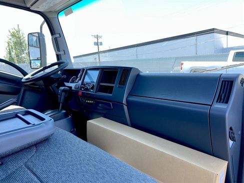 New 2024 Chevrolet Low Cab Forward 5500XD image 21