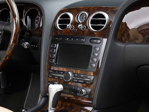 Used 2010 Bentley Continental GTC AWD/4WD image 34