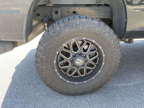 Used 2018 RAM 2500 Big Horn AWD/4WD image 9