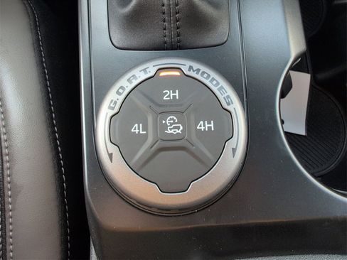 New 2025 Ford Bronco Outer Banks image 27