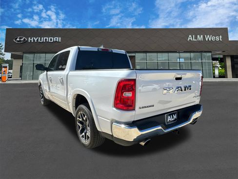 Used 2026 RAM 1500 Laramie AWD/4WD image 7