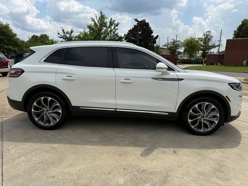 Used 2021 Lincoln Nautilus Reserve w/ Cargo Utility Package FWD image 6