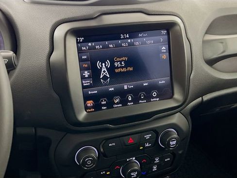 Used 2023 Jeep Renegade Trailhawk image 17