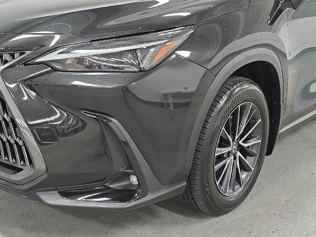 Used 2024 Lexus NX 250 FWD image 11