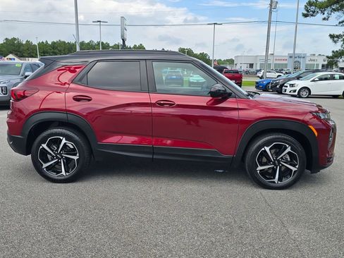 Used 2023 Chevrolet TrailBlazer RS w/ Convenience Package FWD image 6