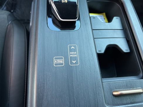 Certified 2023 Nissan Ariya AWD image 18