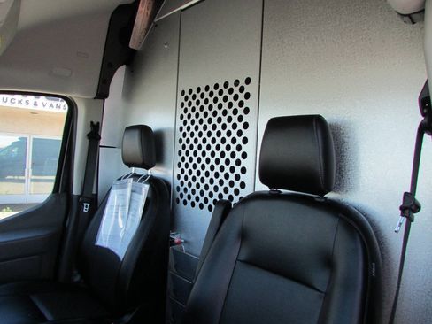 Used 2023 Ford Transit 250 148 High Roof Extended w/ Load Area Protection Package RWD image 15