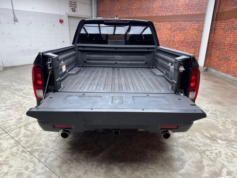 Used 2022 Honda Ridgeline Black Edition image 25