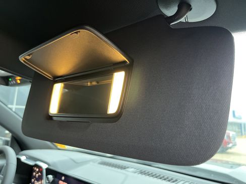 New 2026 GMC Canyon Elevation w/ Convenience Package image 19