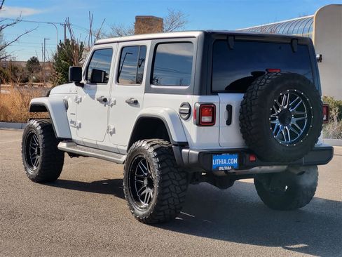 Used 2021 Jeep Wrangler Unlimited Sahara image 7