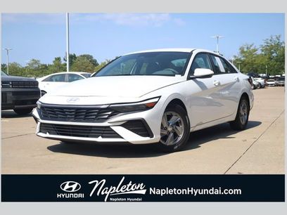 Used 2024 Hyundai Elantra SE