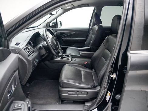 Used 2017 Honda Ridgeline RTL-T image 23