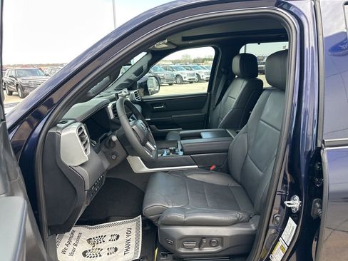 Used 2025 Toyota Tundra Platinum AWD/4WD image 13
