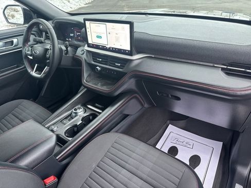 Certified 2025 Ford Explorer ST-Line w/ Premium Package image 22