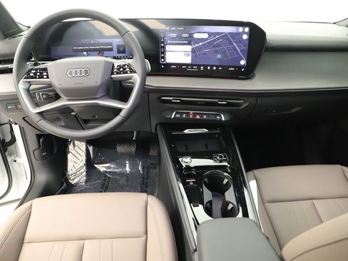 New 2026 Audi Q3 quattro 2.0T AWD/4WD image 18