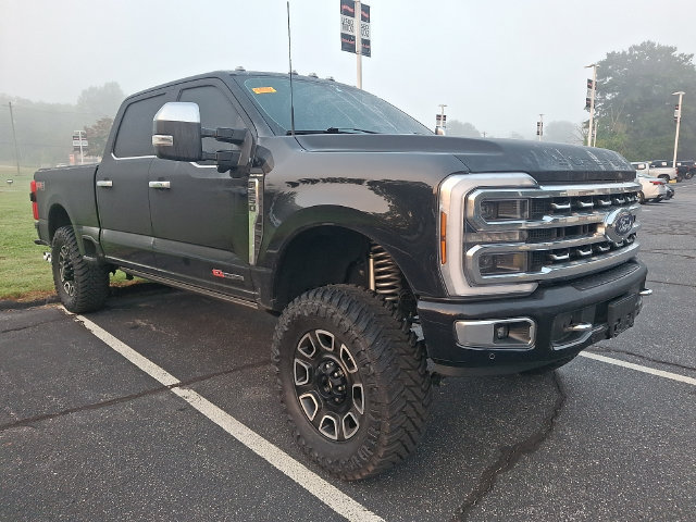 Used 2024 Ford F250 Platinum AWD/4WD image 3
