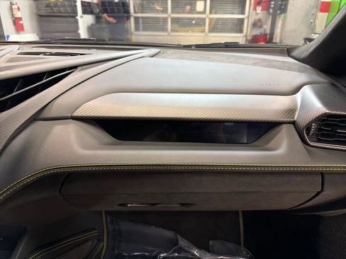 Used 2024 Lamborghini Revuelto AWD/4WD image 19