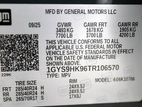 Used 2026 Cadillac Escalade V w/ LPO, Floor Liner Package image 60