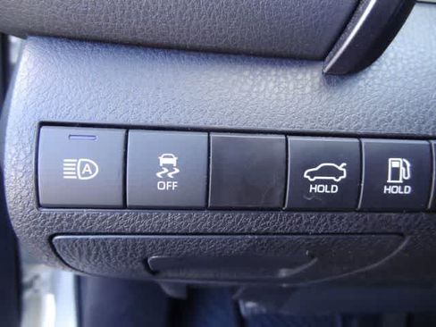 Certified 2024 Toyota Camry SE FWD image 15