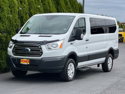 Used 2018 Ford Transit 150 XLT image 8
